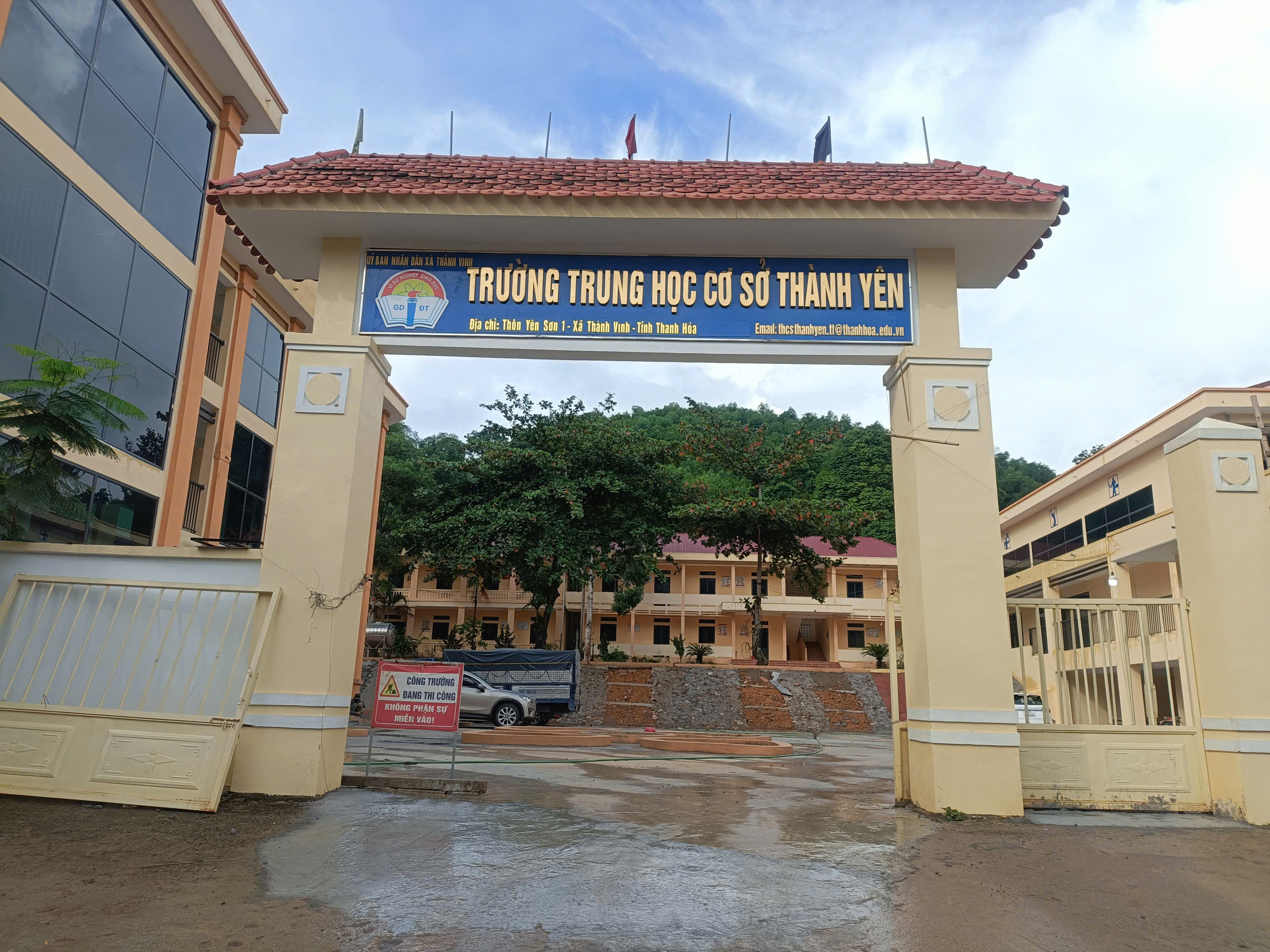 Lắp đặt thiết bị trường học Trường THCS Thành Yên